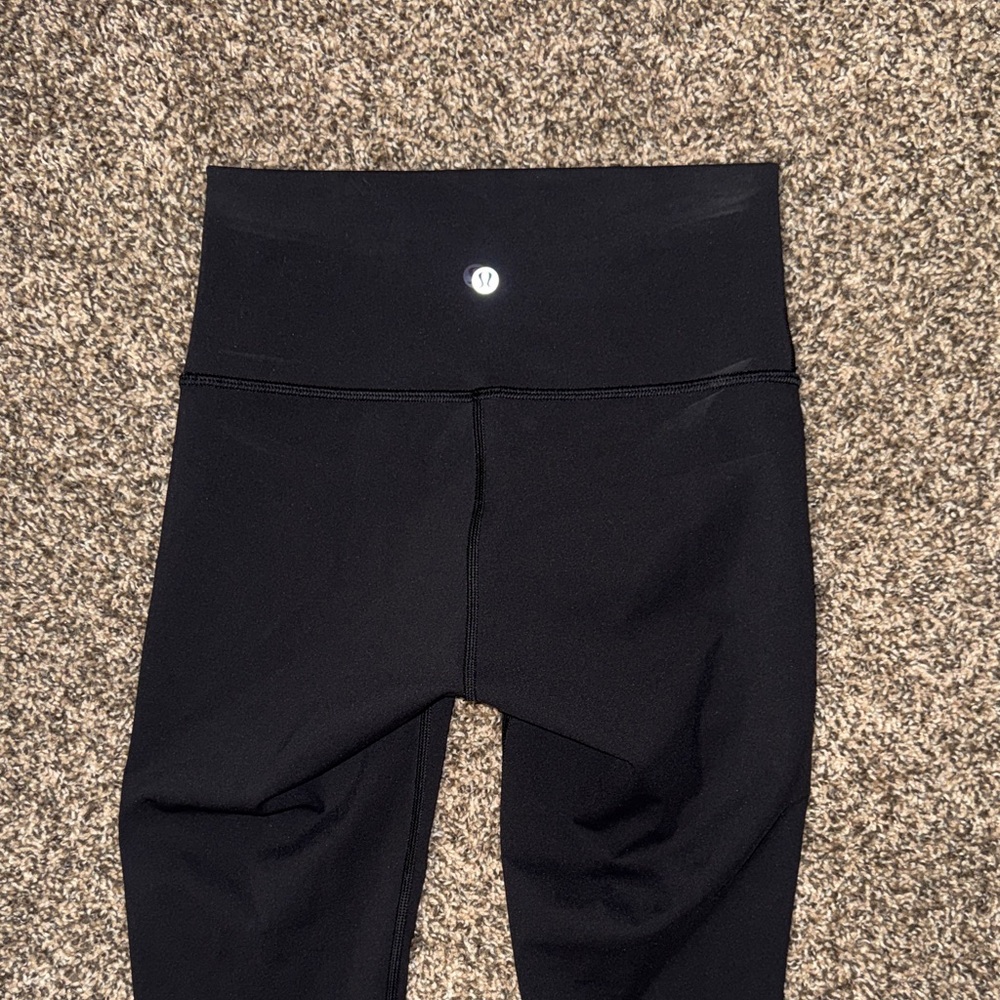 Lululemon Capri Legging size 4 - Picture 2 of 8